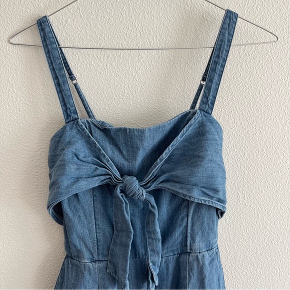 Abercrombie chambray tie front jumpsuit - Picture 3 of 8